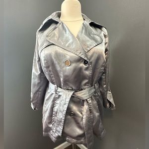 Silver lightweight jacket. Size 18/20